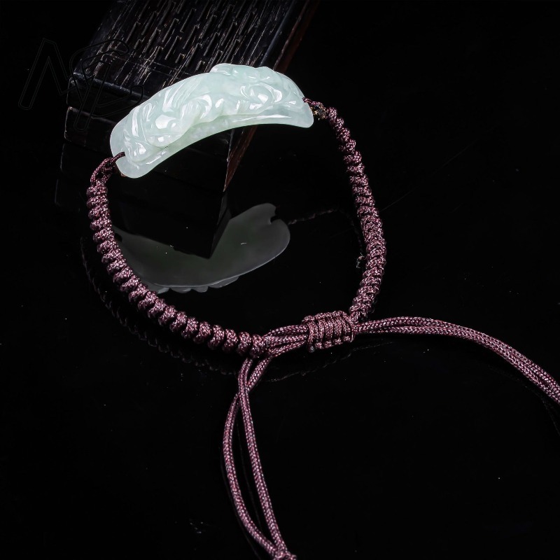 Burmese Jadeite Pixiu Bracelet - The Jewelry & Watches review and price